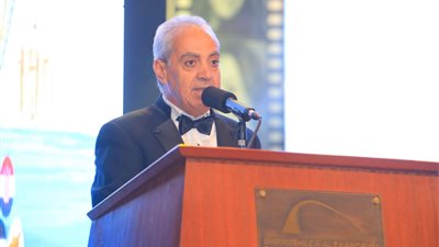 خلال الافتتاح.. مهرجان الإسكندرية السينمائي يتذكر نجوم الفن الراحلين (صور)