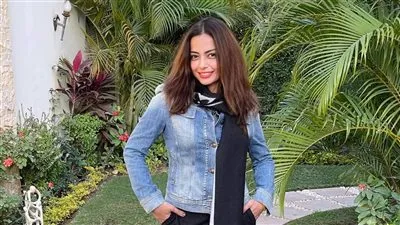 بإطلالة كلاسيكية.. داليا مصطفى تتألق في أحدث ظهور لها