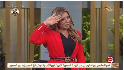 شافكي المنيري تفاجئ أحد قادة حرب أكتوبر بهذا التصرف على الهواءه