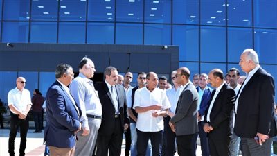 وزير الطيران يوجه بسرعة الانتهاء من أعمال تطوير مطار سفنكس 