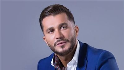 بكلمات مليئة بالحزن.. نادين الراسي تحيي أربعين شقيقها 