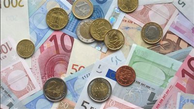 سعر اليورو في مصر اليوم الأحد 9 أكتوبر 2022