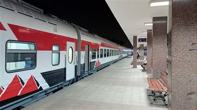 السكة الحديد: تعديل تركيب قطاري القاهرة / أسوان والعكس بعربات مكيفة (أسباني)