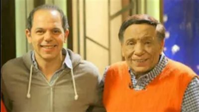 رامي إمام: الزعيم عايش بحرية وسط أهله. وطلب مني أشتري له كلب