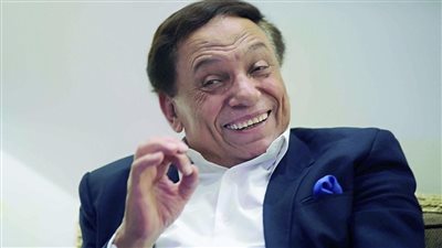 طارق الشناوي: عادل إمام منحة إلهية للشعب المصري (فيديو)