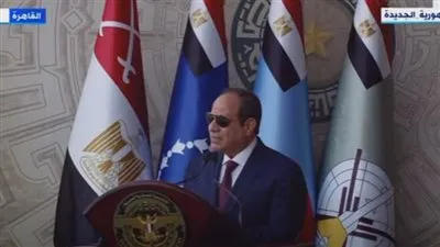 السيسي عن الأزمات: 