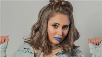 بنيولوك غريب.. رحاب الجمل تخطف الأنظار في أحدث ظهور لها