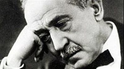 في ذكرى وفاة أمير الشعراء تعرف على أبرز المحطات في حياته