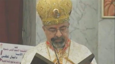 بطريرك الأقباط الكاثوليك يحتفل بعيد الشموع بكنيسة العذراء 
