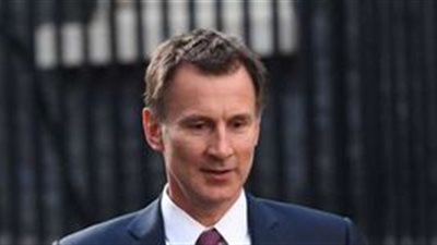 وزير المالية البريطاني الجديد يتوعد بزيادة بعض انواع الضرائب 