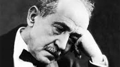 في ذكرى ميلاده.. من هو أمير الشعراء أحمد شوقي؟