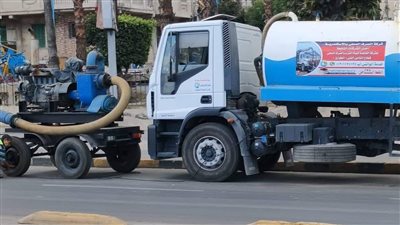 غرف عمليات وانتشار المعدات وسيارات شفط المياه.. طوارئ بالمحافظات (صور)