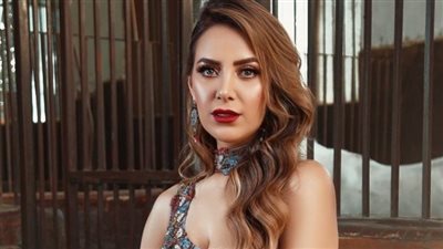 بالفوشيا.. هبة عبد العزيز في أحدث ظهور لها