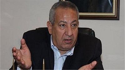 عاجل.. كامل أبو علي يهدد بالاستقالة من رئاسة المصري البورسعيدي بسبب 