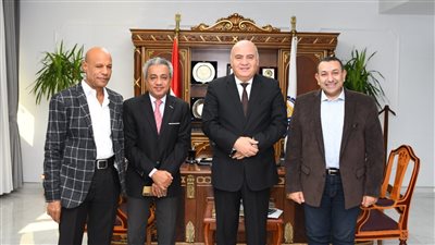 الداودي: إنشاء أول مركز لأبحاث طب جراحه الفم والأسنان بقنا