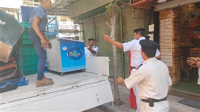 خلال حملة مكبرة.. رفع 400 حالة إشغال طريق بوسط الإسكندرية (صور)