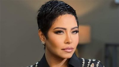 تداول فيديو لسارة الطباخ وحسام حبيب أثناء انتظارهما شيرين خارج المستشفى