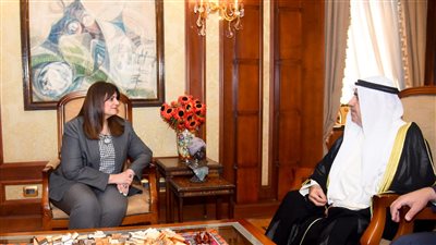 وزيرة الهجرة تستقبل المنسق العام للأسبوع الكويتي