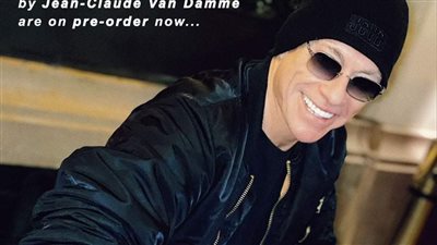 جون كلود فان دام ينافس نفسه.. تفاصيل عن حياة النجم العالمي 