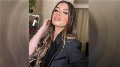 بإطلالة جذابة.. ليلى أحمد زاهر تخطف الأنظار بأحدث ظهور لها