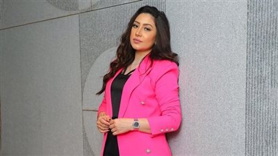 شاهد.. أحدث ظهور لـ بوسي (صور)