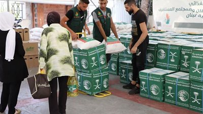 مركز سلمان للإغاثة يسلّم مساعدات غذائية لمتضرري الفيضانات في السودان