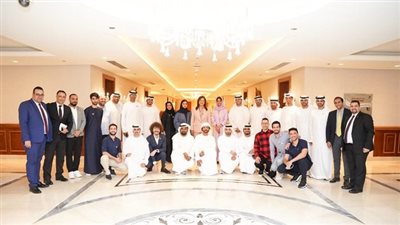 وزيرة التخطيط والتنمية الاقتصادية تلتقي بمجموعة من المؤثرين على مواقع التواصل الاجتماعي بدولة الإمارات