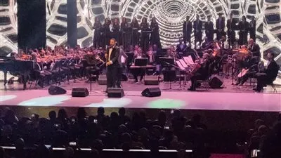 رامي عياش يفتتح حفله بمهرجان الموسيقى العربية بأغنية 