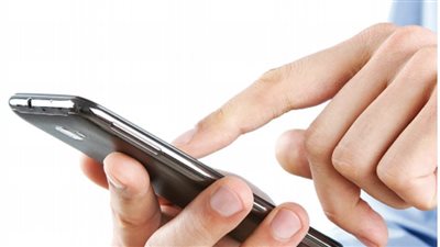 فائدة فقهية (10).. استخدام الهاتف المحمول خلال صلاة الجمعة