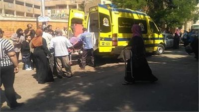 إصابة 7 أشخاص إثر تصادم سيارتين بـ 