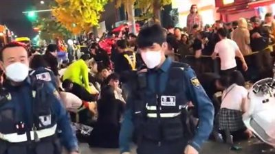 كوريا الجنوبية.. مصمصرع 59 شخص وإصابة 150 في حادث تدافع بين حشود الهالوين (فيديو)