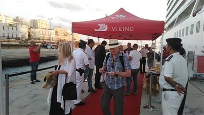 ميناء بورسعيد يستقبل السفينة Viking Mars