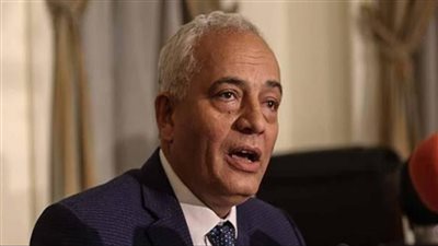 وزير التعليم يكشف لـ 