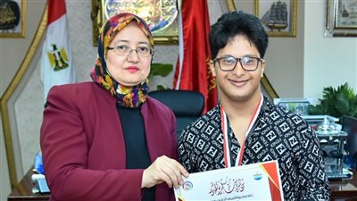 وكيل التعليم تكرم أبطال تنس الطاولة من طلاب مدرسة التربية الفكرية ببورسعيد