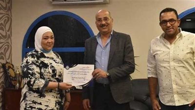 أول تعليق من سيدة الشيك بنادي سموحة.. ورد مفاجئ من شريف عامر 