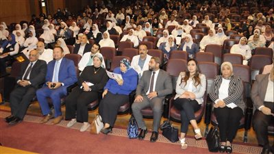 ندوة بطب القاهرة للتوعية بسرطان الثدي وأهمية الكشف المبكر ووسائل الوقاية منه 