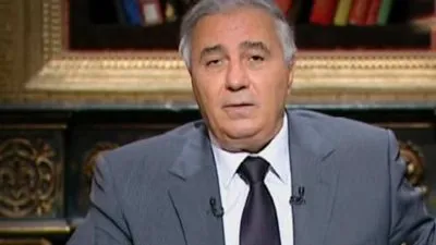 فاروق جويدة يطالب بإعادة إذاعة برنامج 