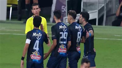 قرار مفاجئ من نادي الزمالك لحل أزمة خط الدفاع.. تابع التفاصيل