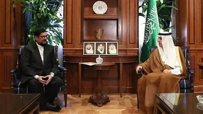 الجبير يستقبل سفير جمهورية موريشيوس في الرياض