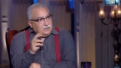 إبراهيم عيسى: 