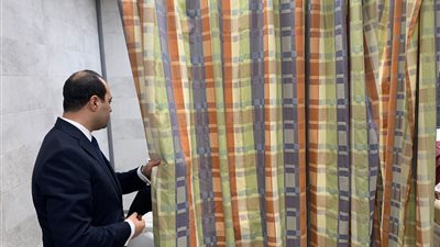 مدير فرع هيئة الرعاية الصحية ببورسعيد يتفقد مستشفى النصر