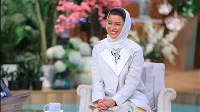 لقطات حقيقية.. وزيرة الثقافة الإماراتية تروي كواليس آخر سفرية لأم كلثوم قبل وفاتها