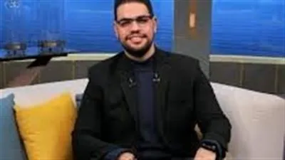 من هو المحلل الاقتصادي محمد نجم الذي أشعل مواقع التواصل الاجتماعي بوفاته؟