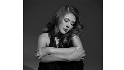 رحمة حسن تشارك جمهورها تقلب حبها للشتاء