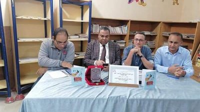 حفل توقيع مسرحية 