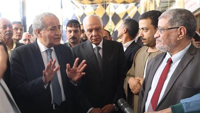 وزير التموين ومحافظ الجيزة يتفقدان عددًا من المراكز التموينية وسلاسل الجملة والمخابز 