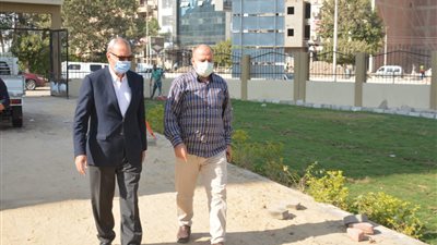 محافظ القليوبية يتابع المشروعات الجاري تنفيذها بمدن بنها وكفر شكر