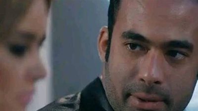 عاش يتيم ومات وحيد 