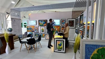 إقبال كبير من المشاركين في مؤتمر المناخ على جناح وزارة التربية والتعليم بالمنطقة الخضراء