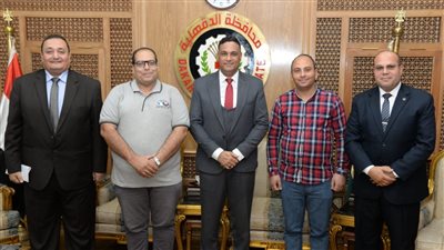 محافظ الدقهلية يطلق مبادرة “ازرع” بهدف زراعة 25 ألف فدان قمح 